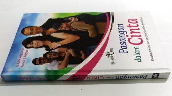 PASANGAN DALAM CINTA